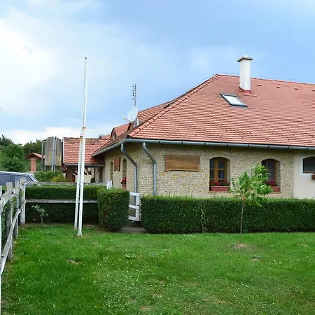 Nemesvamosi Sportistallo